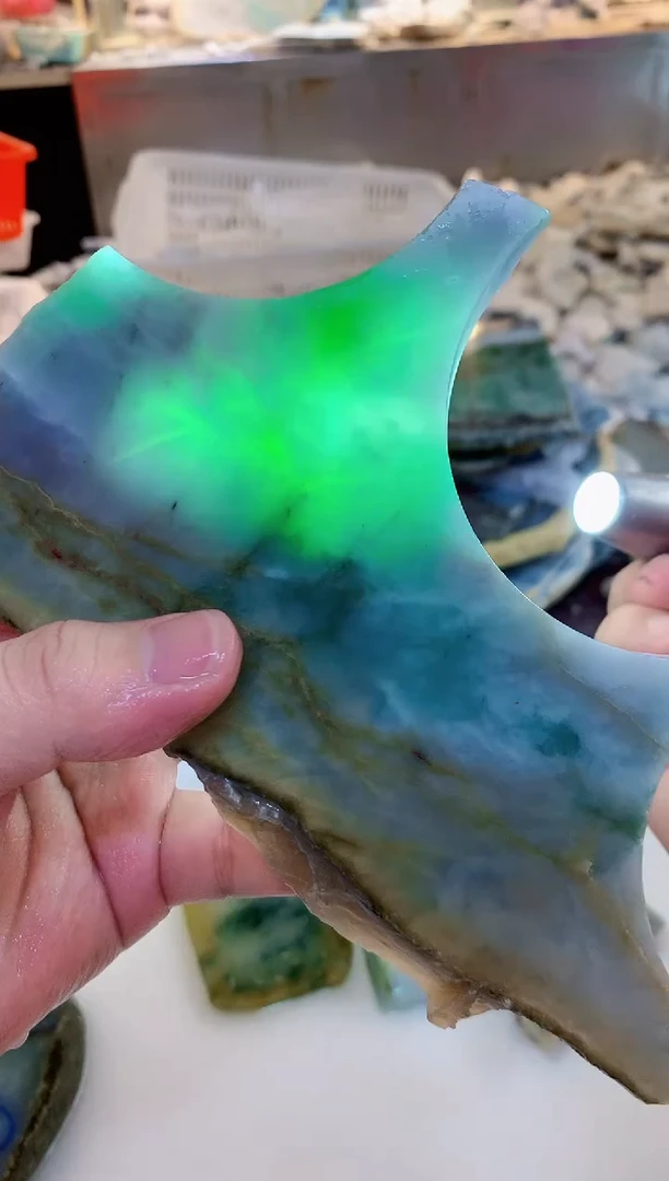 翡翠未镶嵌颈饰0韩0翡翠珠宝195