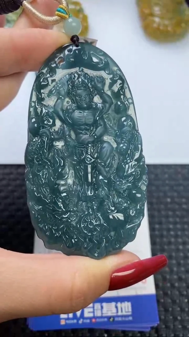 【闪购商品】翡翠颈饰未镶嵌1111111111111111