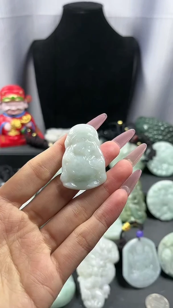 【闪购商品】翡翠颈饰未镶嵌财神爷