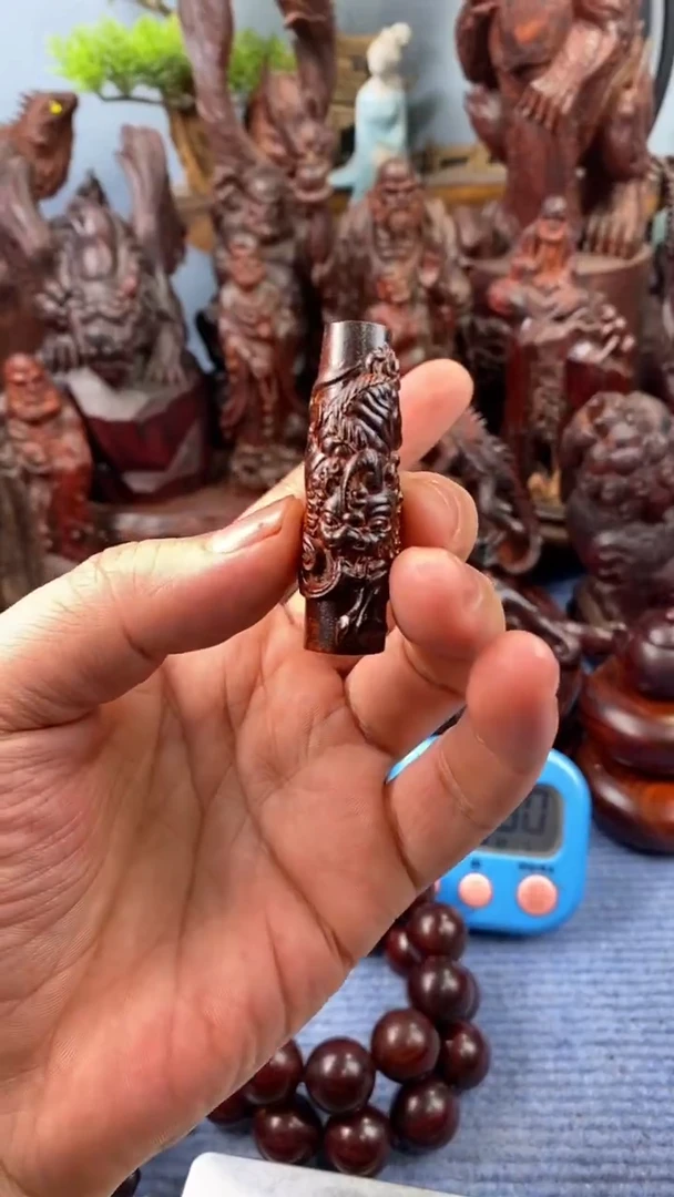 檀香紫檀（小叶紫檀）貔貅柱子