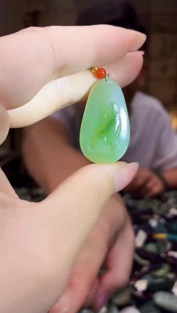 颈饰未镶嵌和田玉多样性发货，拍一发一