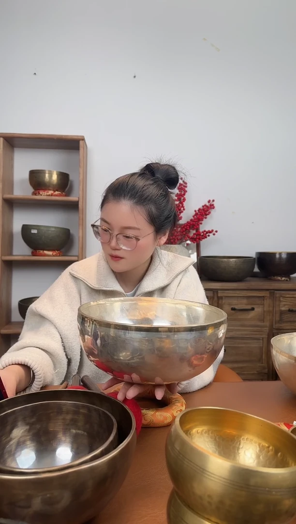 腊**娘直播间福利价 白金坛城 25CM C调