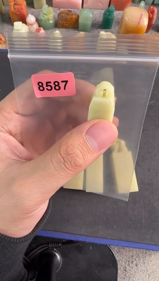 青田石印石跑*8587包三字