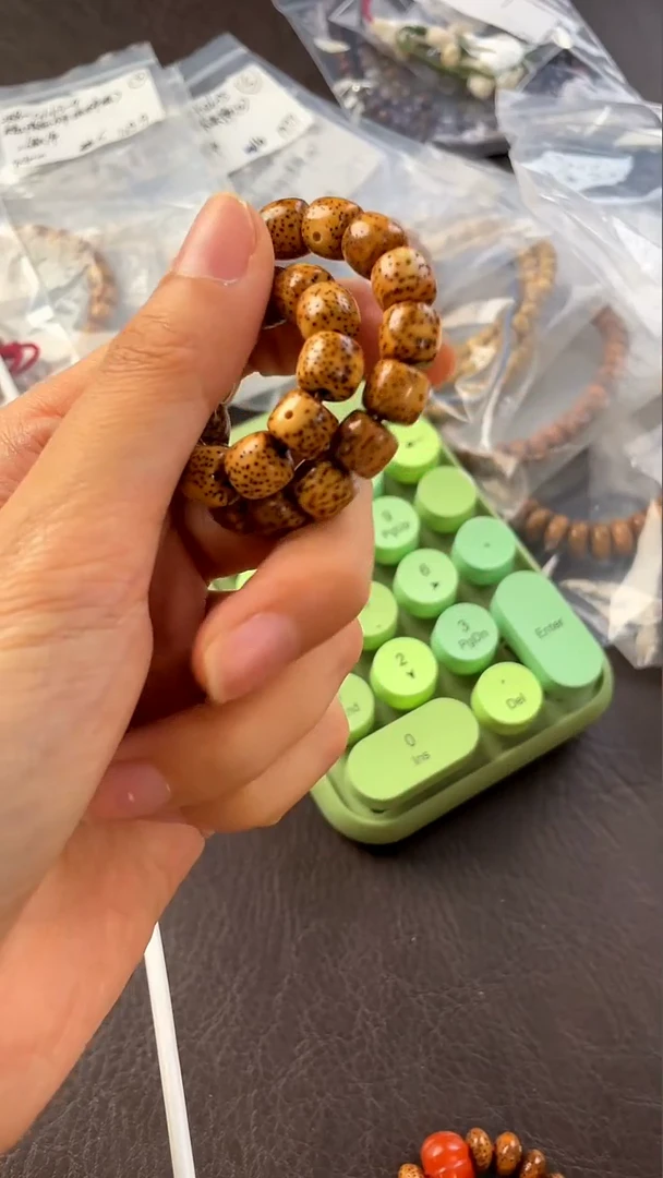 星月菩提手串精工级陈籽直切9*8手串（深）