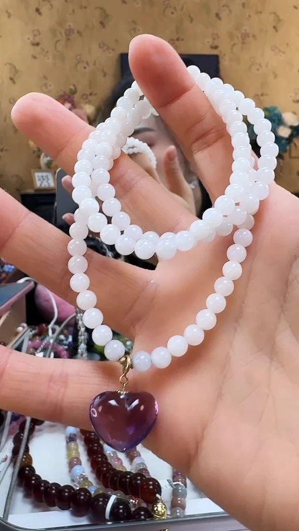 颈饰未镶嵌和田玉项链