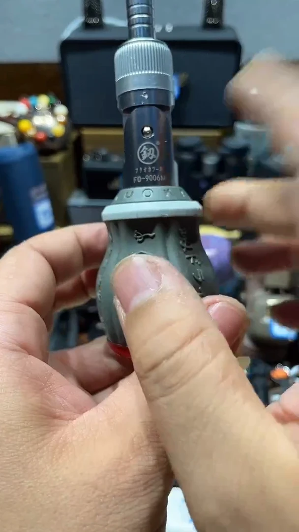 瓷片闪购商品 如图所示