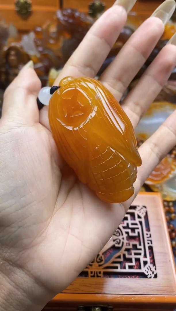 玛瑙/玉髓挂件未镶嵌见*ll