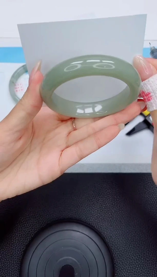 石英质玉手镯未镶嵌415-56.4