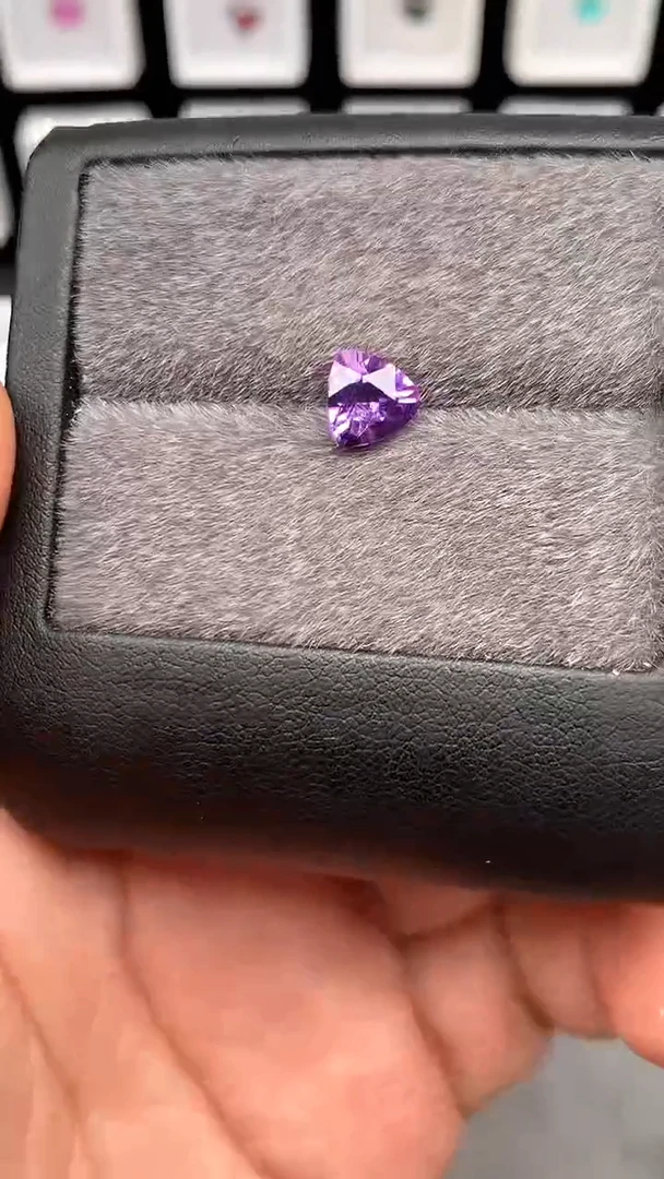 紫晶珠宝半成品未镶嵌1.18克拉