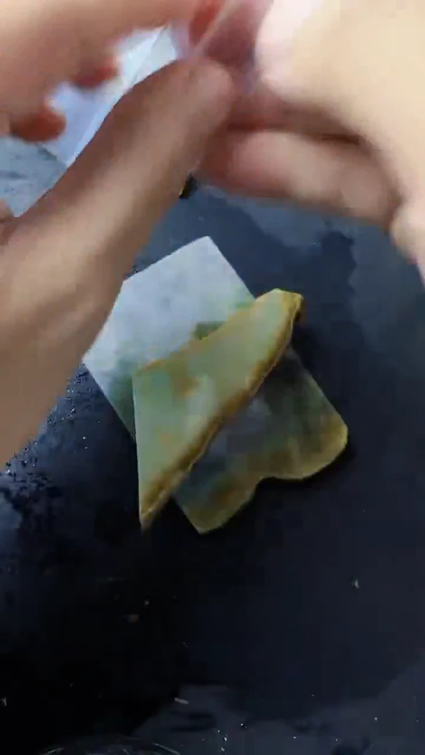 翡翠挂件未镶嵌东****行033翡翠