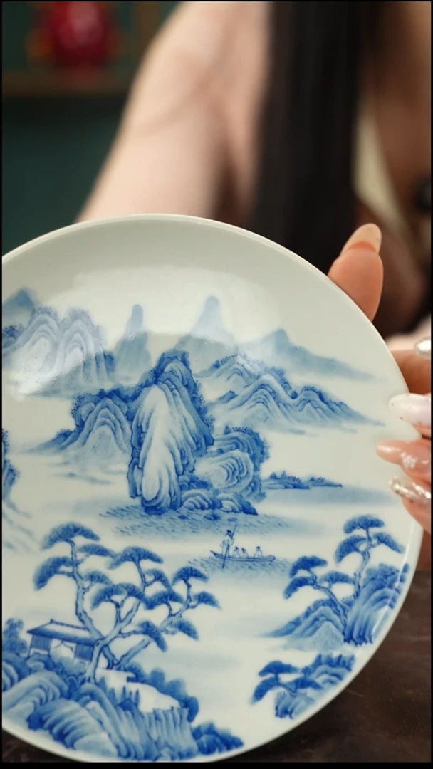 青花手绘山水壶承