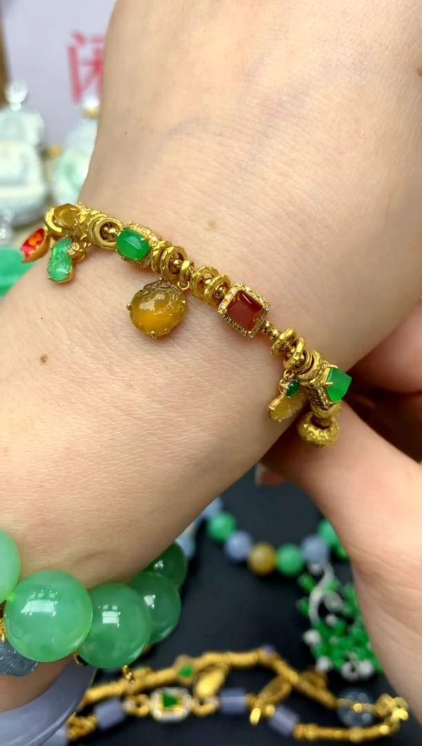 18K金镶嵌手链翡翠328 -中国好珍宝