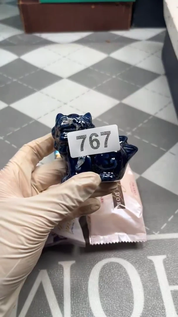 瓷片陶瓷如图所示周边