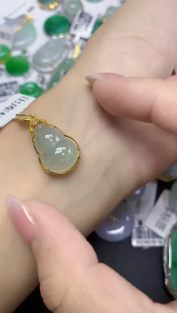 颈饰未镶嵌翡翠天然缅甸翡翠A货多样性发一件