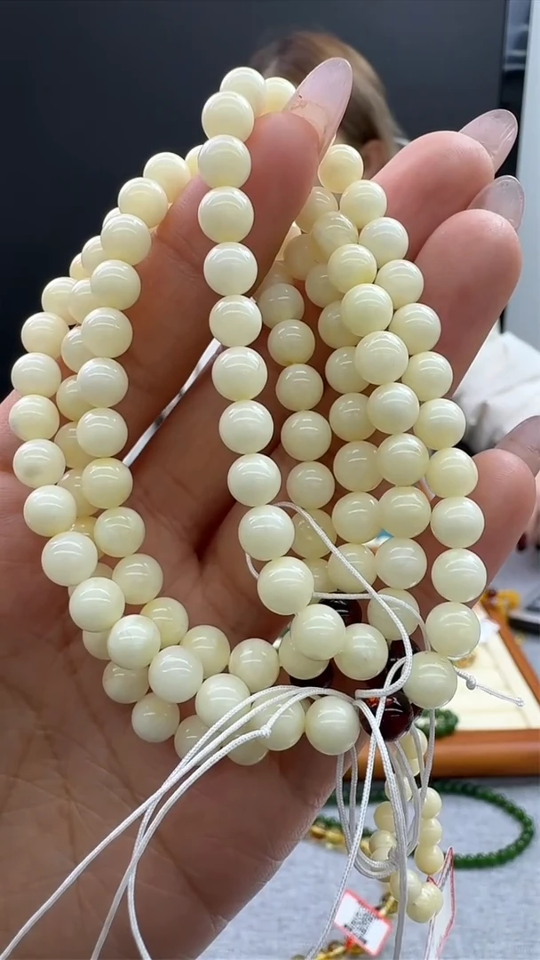【闪购商品】琥珀颈饰未镶嵌566秒拍号