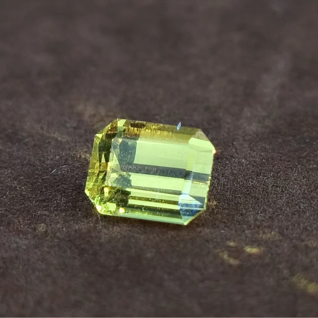 培育蓝宝石#3.0ct黄蓝宝祖母绿长方型8.0*6.2高精切裸石支持双检