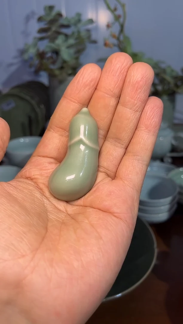 瑕疵茄子筷子拖1个