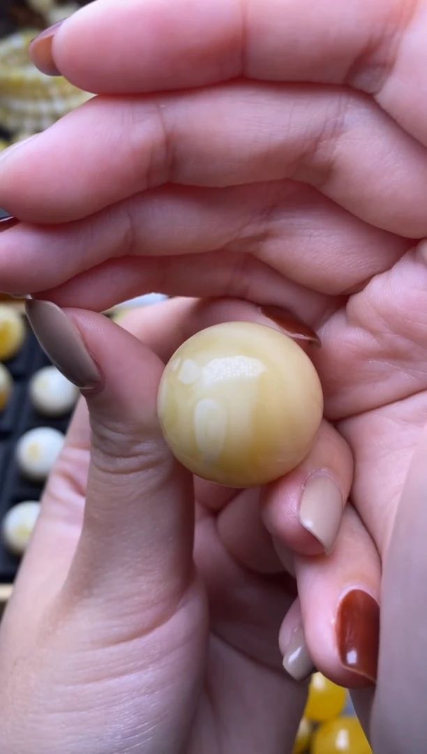 【闪购商品】琥珀裸石未镶嵌 大小姐珠宝严选67