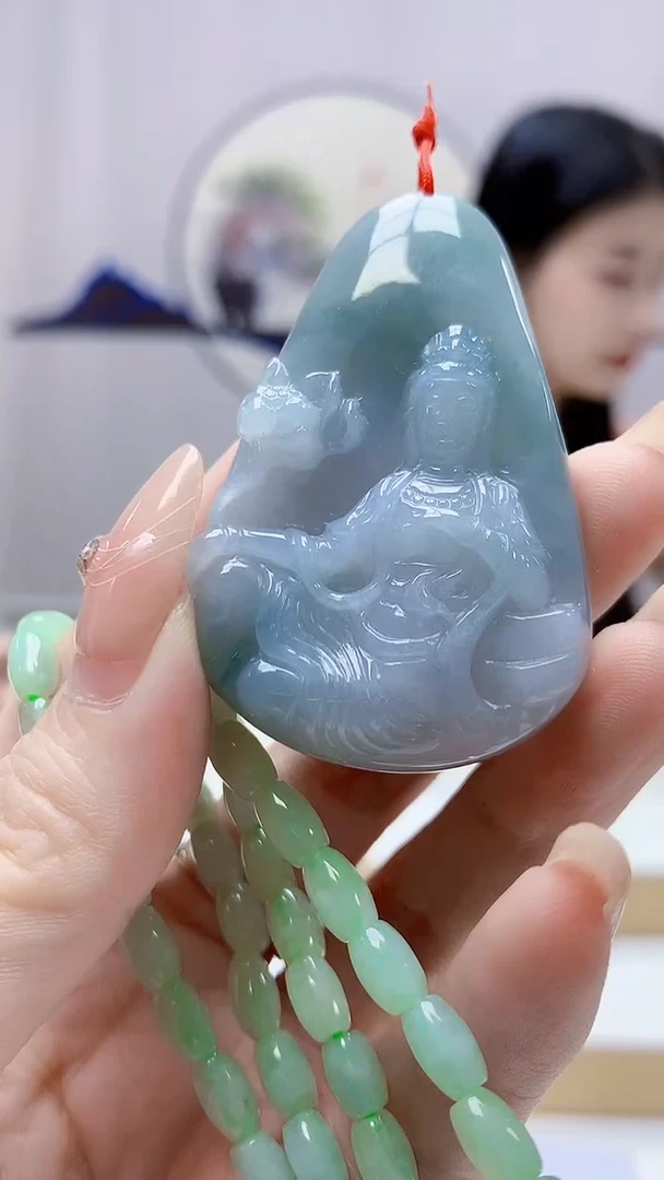 未镶嵌定制翡翠4812DD-毛货挂件赠珠链57