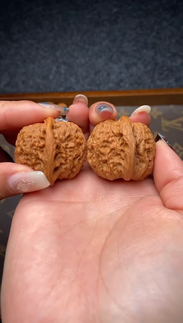 把件文玩核桃B24号41尺血麒麟