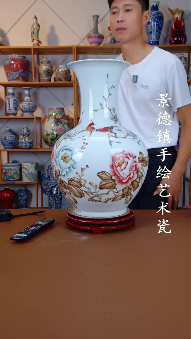 现代景德镇手工手绘陶瓷摆件52
