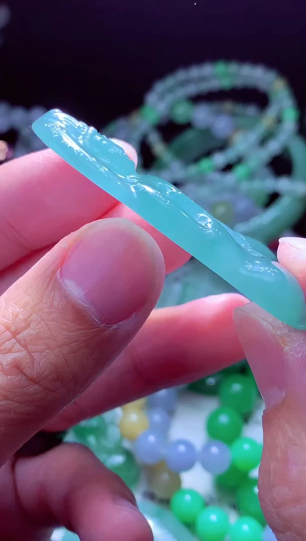 未镶嵌定制翡翠七**?翡翠毛货定制