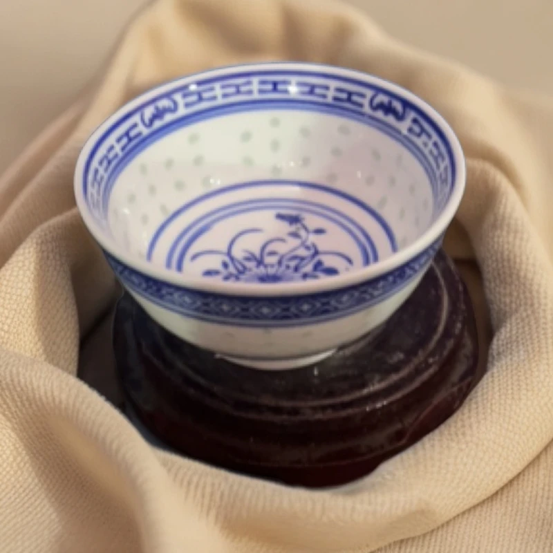 景德镇陶瓷青花玲珑4.5寸兰花米饭碗