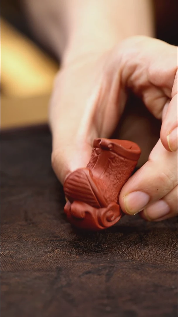 紫砂茶宠紫砂 官靴拍一发二