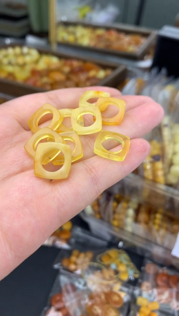 蜜蜡未镶嵌珠宝奇石5多样性发一件