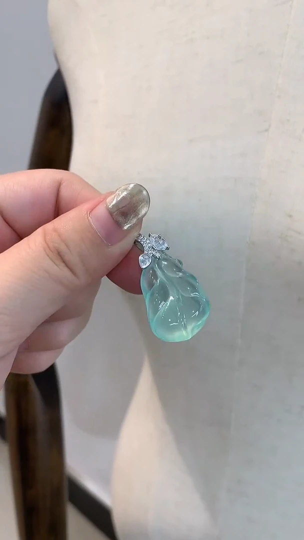未镶嵌蛇纹石玉颈饰叶子不带链子
