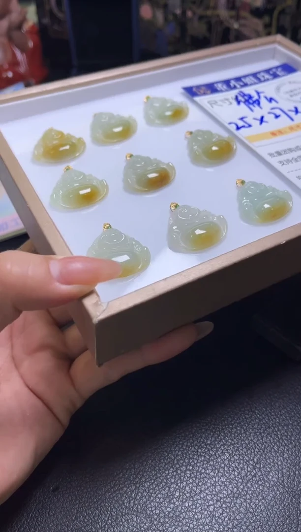 颈饰18K金镶嵌翡翠D328多样性发一件/配绳子