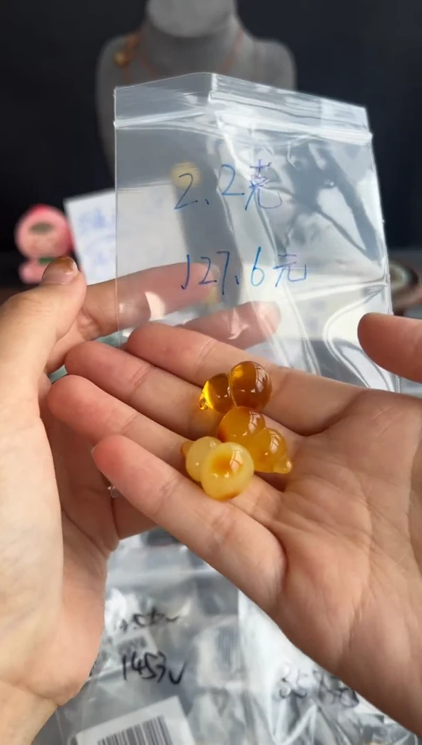 未镶嵌颈饰蜜蜡215买断多样性发一