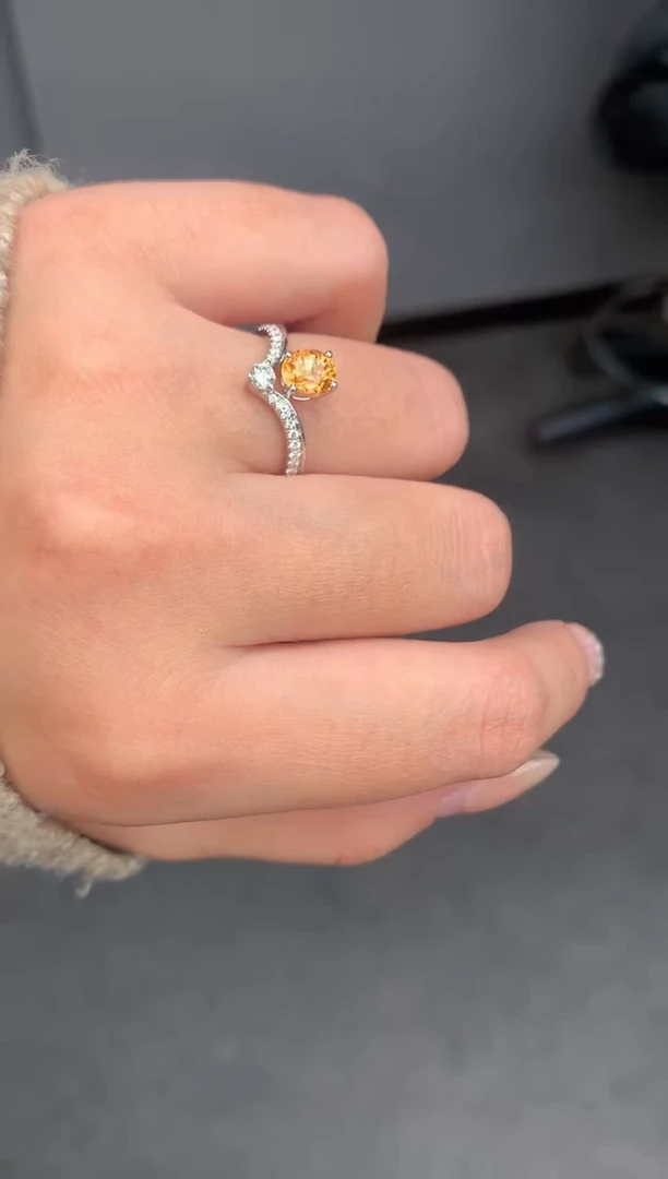 【闪购商品】石榴石（芬达石）戒指18K金镶嵌1.3ct芬达戒指