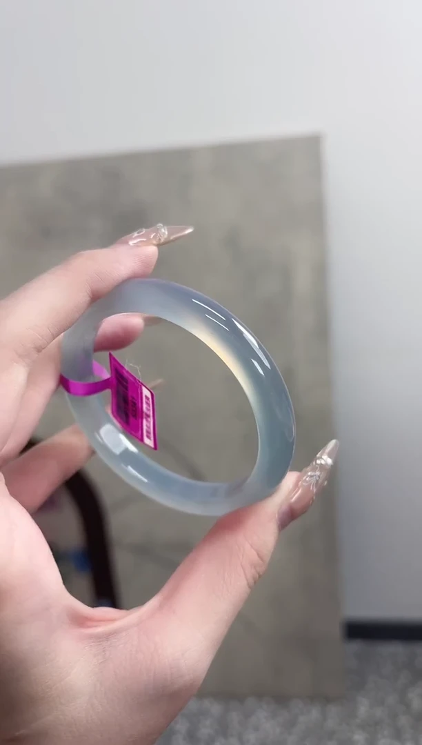 【闪购商品】玛瑙/玉髓手镯未镶嵌55-56圈 需要包容