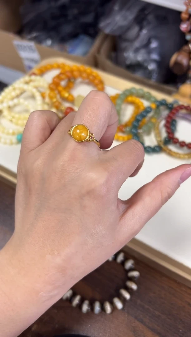 蜜蜡银S925镶嵌戒指蜜蜡圆蛋面银镶嵌戒指[1788]