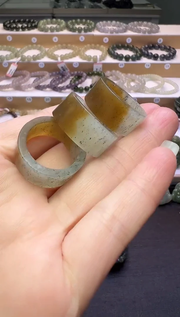 颈饰未镶嵌和田玉71号链接多样性发一18圈口微瑕疵棉