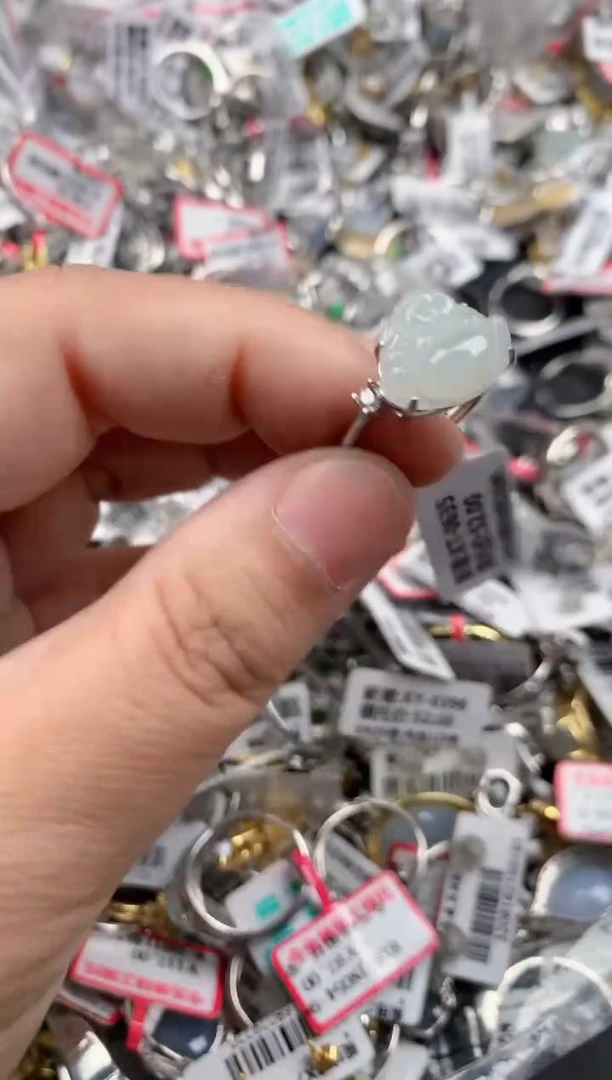 银S925镶嵌戒指翡翠888     8