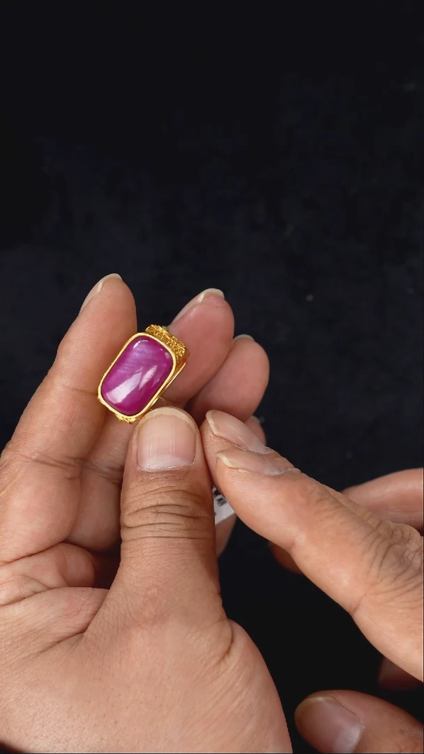 颈饰未镶嵌红宝石戒指32