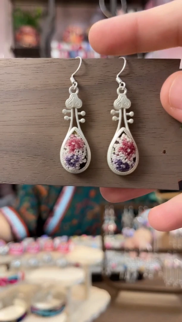 织绣民族风手工非遗老绣饰品20