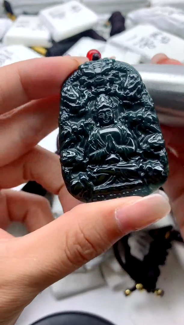 翡翠未镶嵌颈饰9999999999