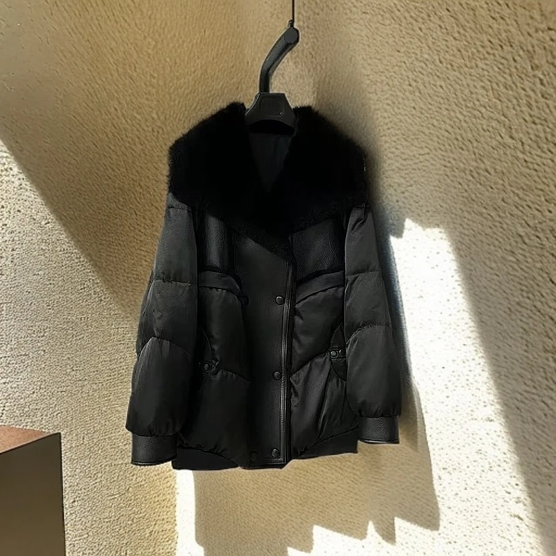 海宁皮毛一体拼接时尚洋气女外套羽绒服