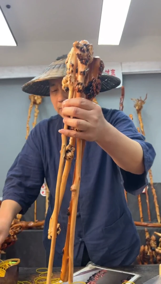 【闪购商品】黑果木其他黑果木026