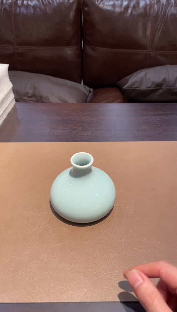 178窑承青瓷小花器