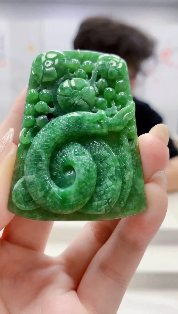 定制翡翠未镶嵌4688jw-毛货挂件52