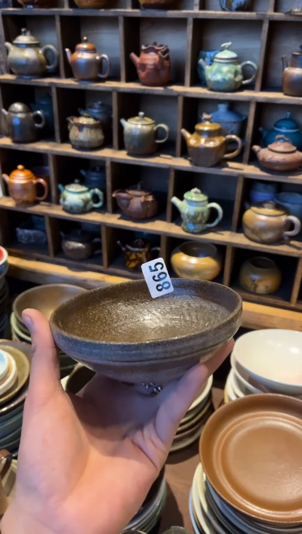 【闪购商品】瓷片865 黑色粉引手工碗1个