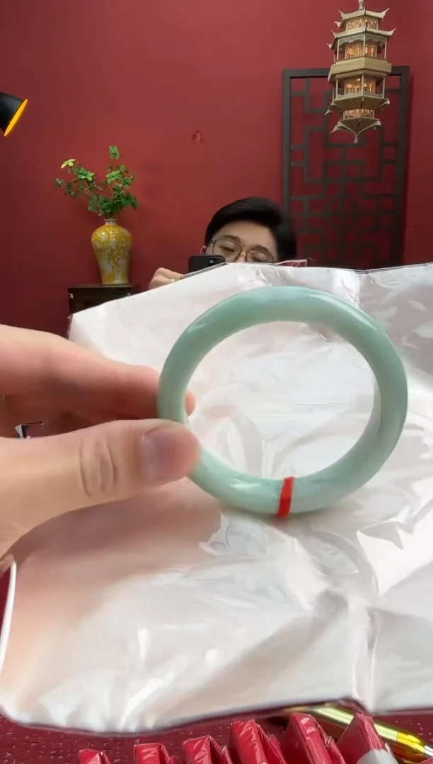 未镶嵌手镯翡翠翡翠手镯1