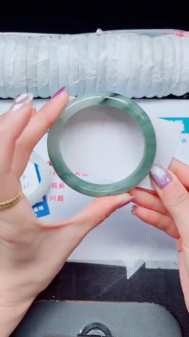 未镶嵌手镯石英质玉155-61/62