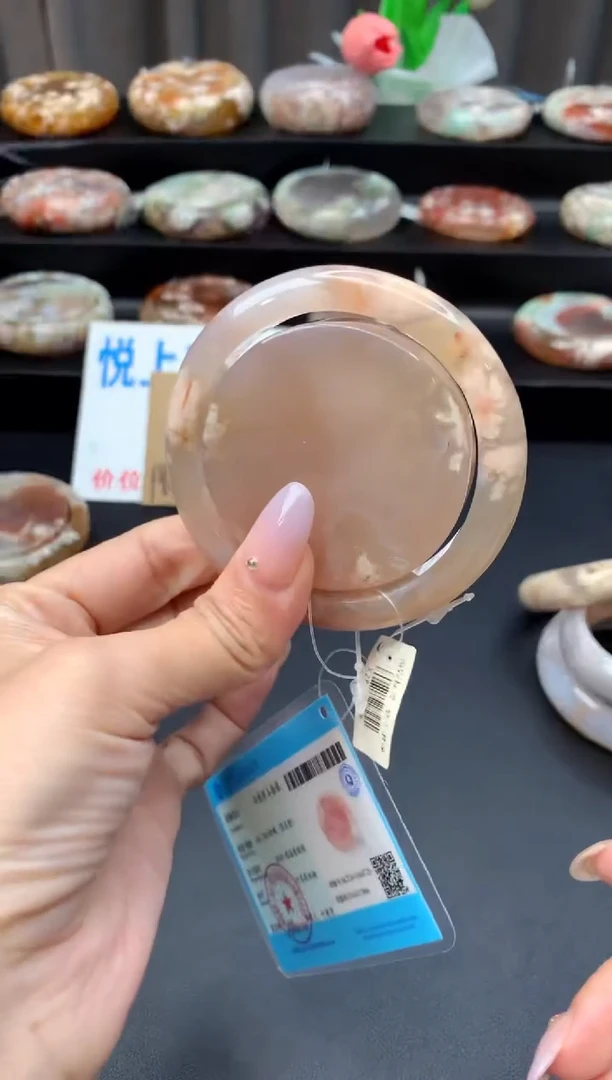 石英质玉手镯未镶嵌赠送镯心  圈口55