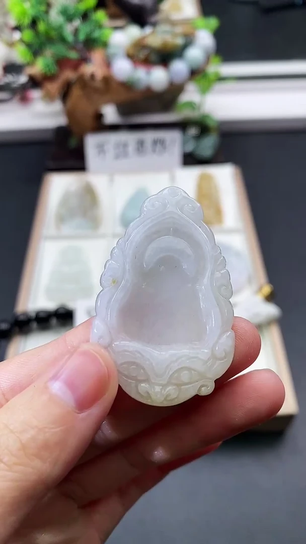 颈饰未镶嵌翡翠天然缅甸A货翡翠