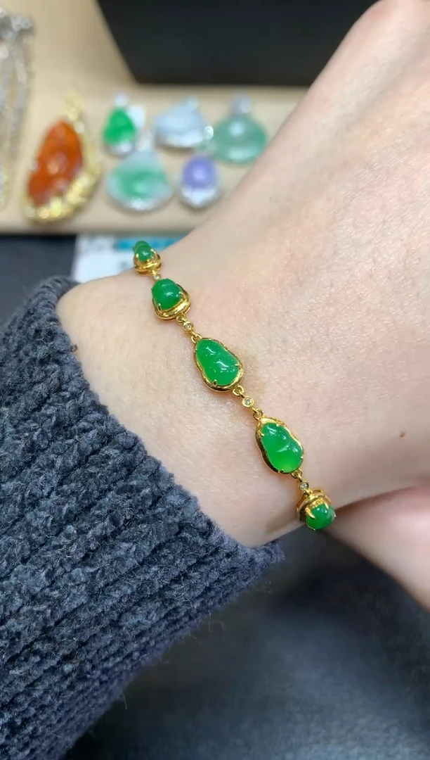 【闪购商品】翡翠手链18K金镶嵌葫芦【无服务费】